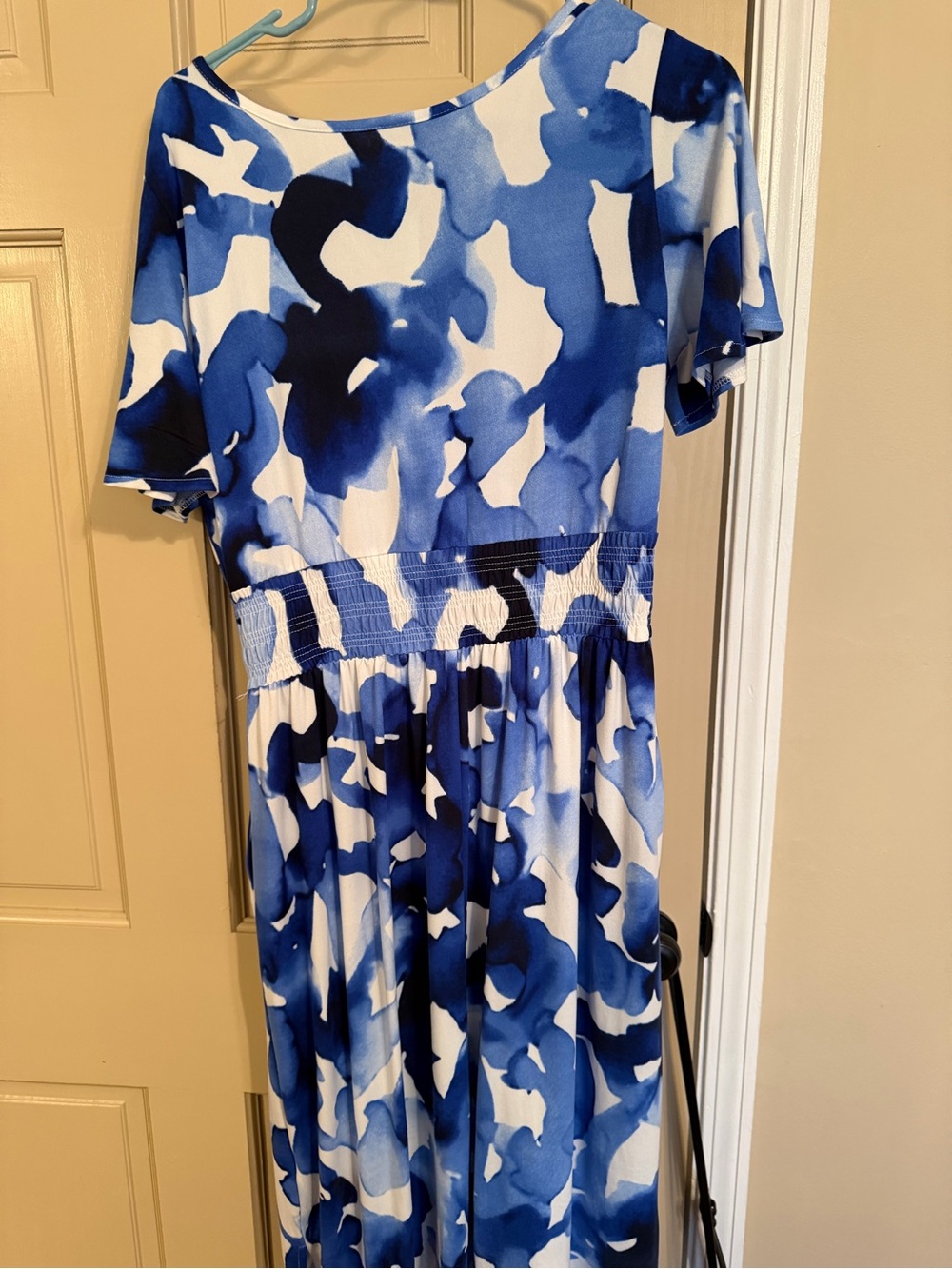 Blue & White Abstract Print Wrap-Style Maxi Dress - Picture 10 of 10